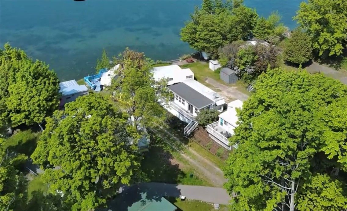 Sodus, Wayne County, NY Lakefront Property, Waterfront Property, House