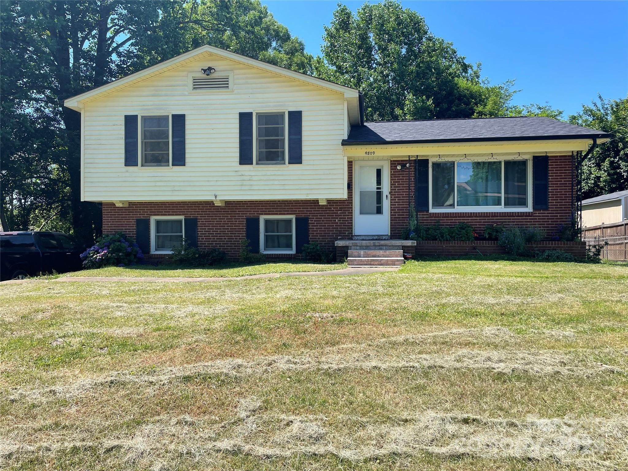 Charlotte, Mecklenburg County, NC House for sale Property ID 419881734