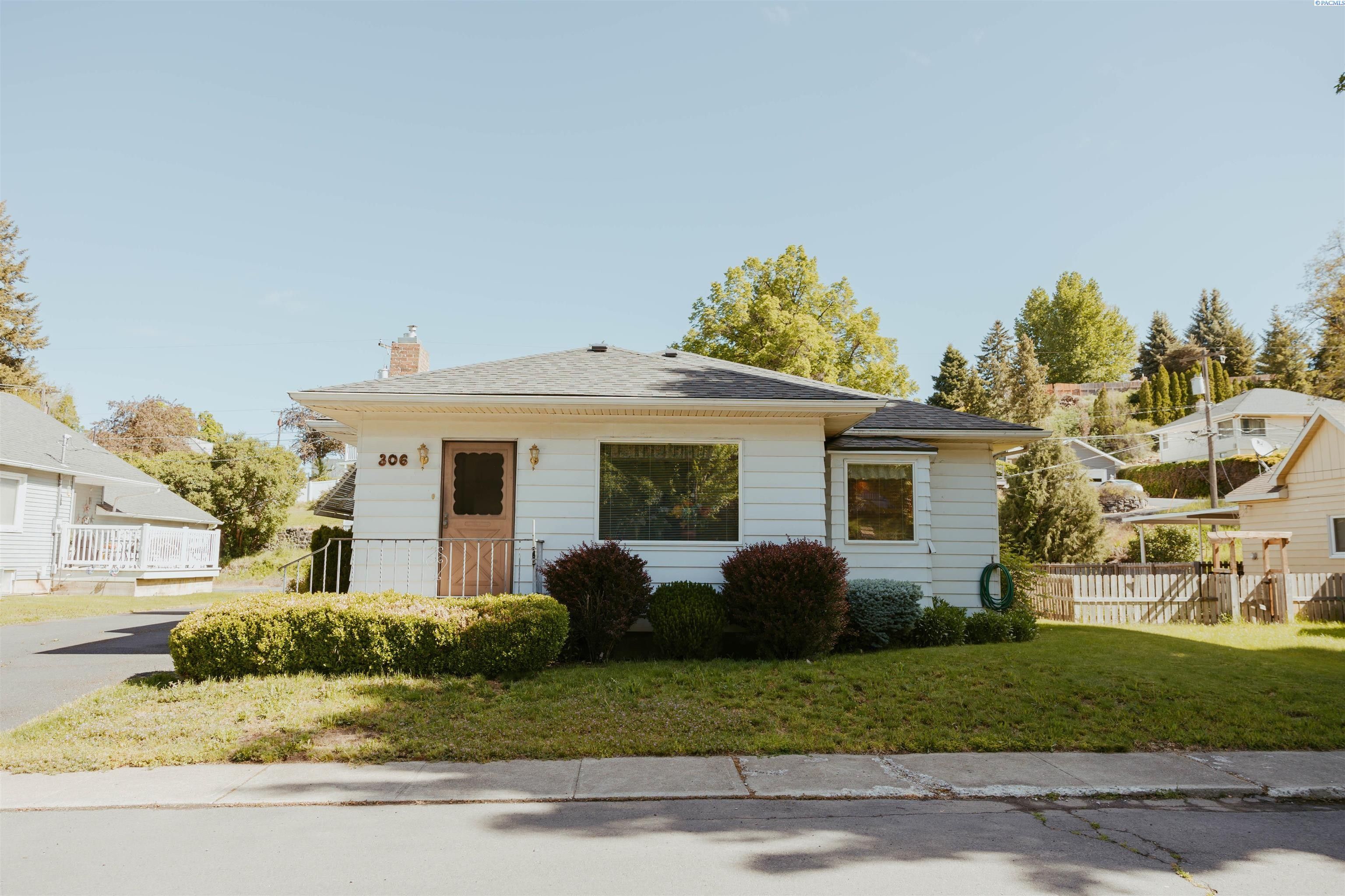 Colfax, Whitman County, WA House for sale Property ID 419931793