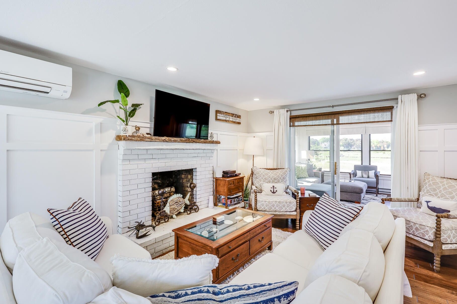 East Sandwich, Barnstable County, MA Lakefront Property, Waterfront