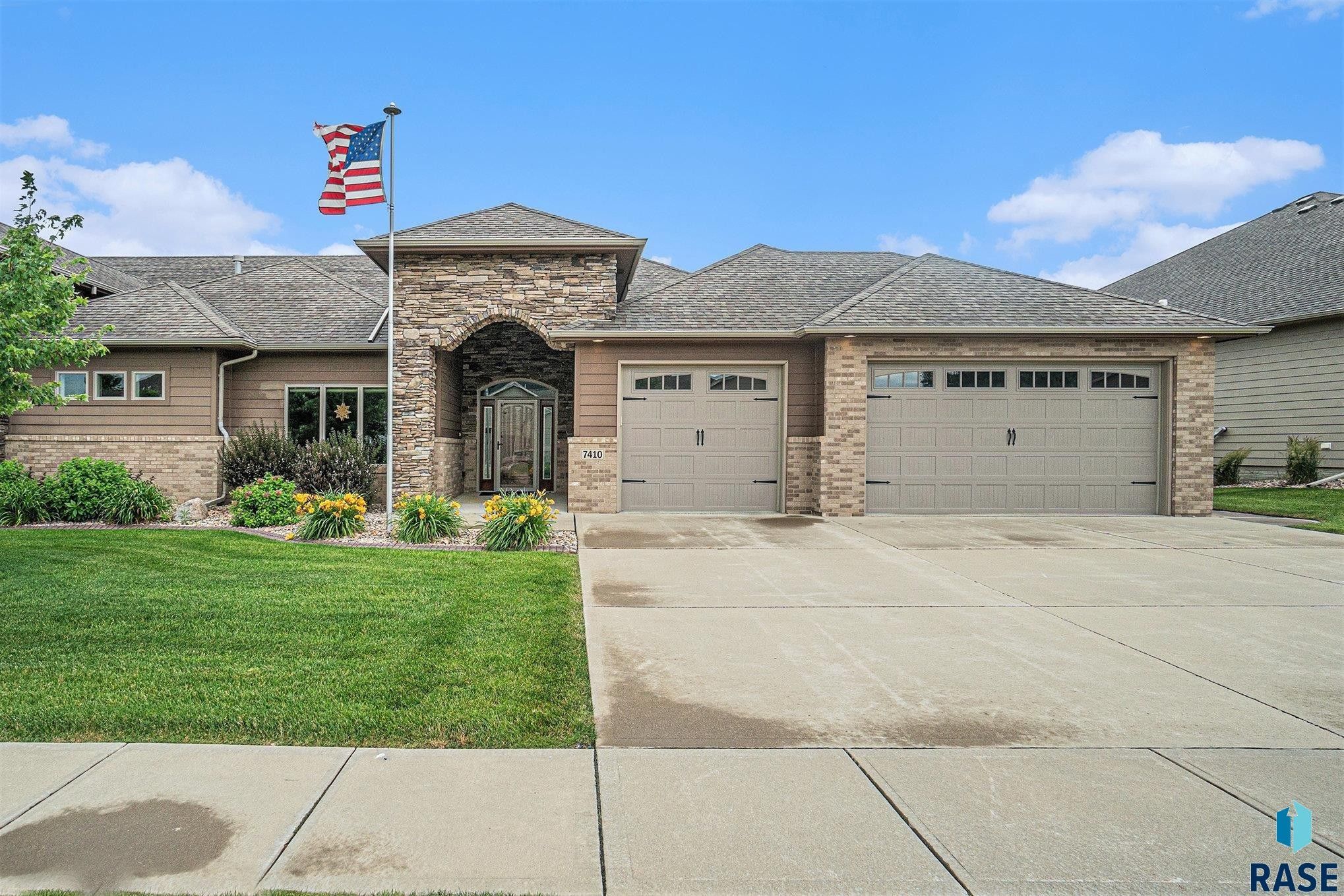 7410 S Grand Arbor Ct, Sioux Falls, SD 57108 MLS 22404761 LandWatch