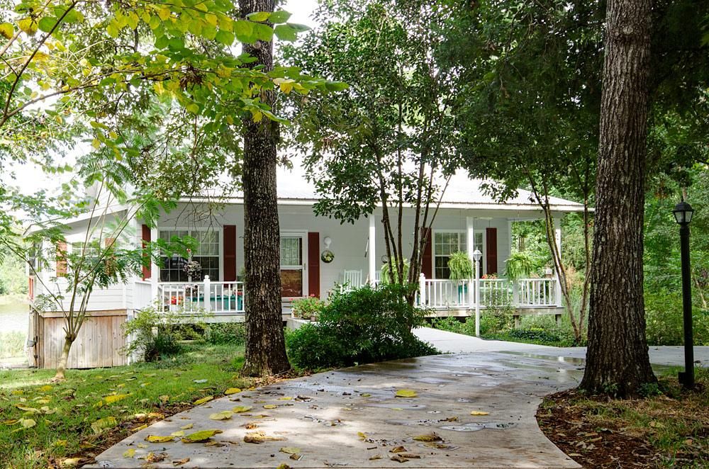 Woodville, Tyler County, TX Recreational Property, Lakefront Property