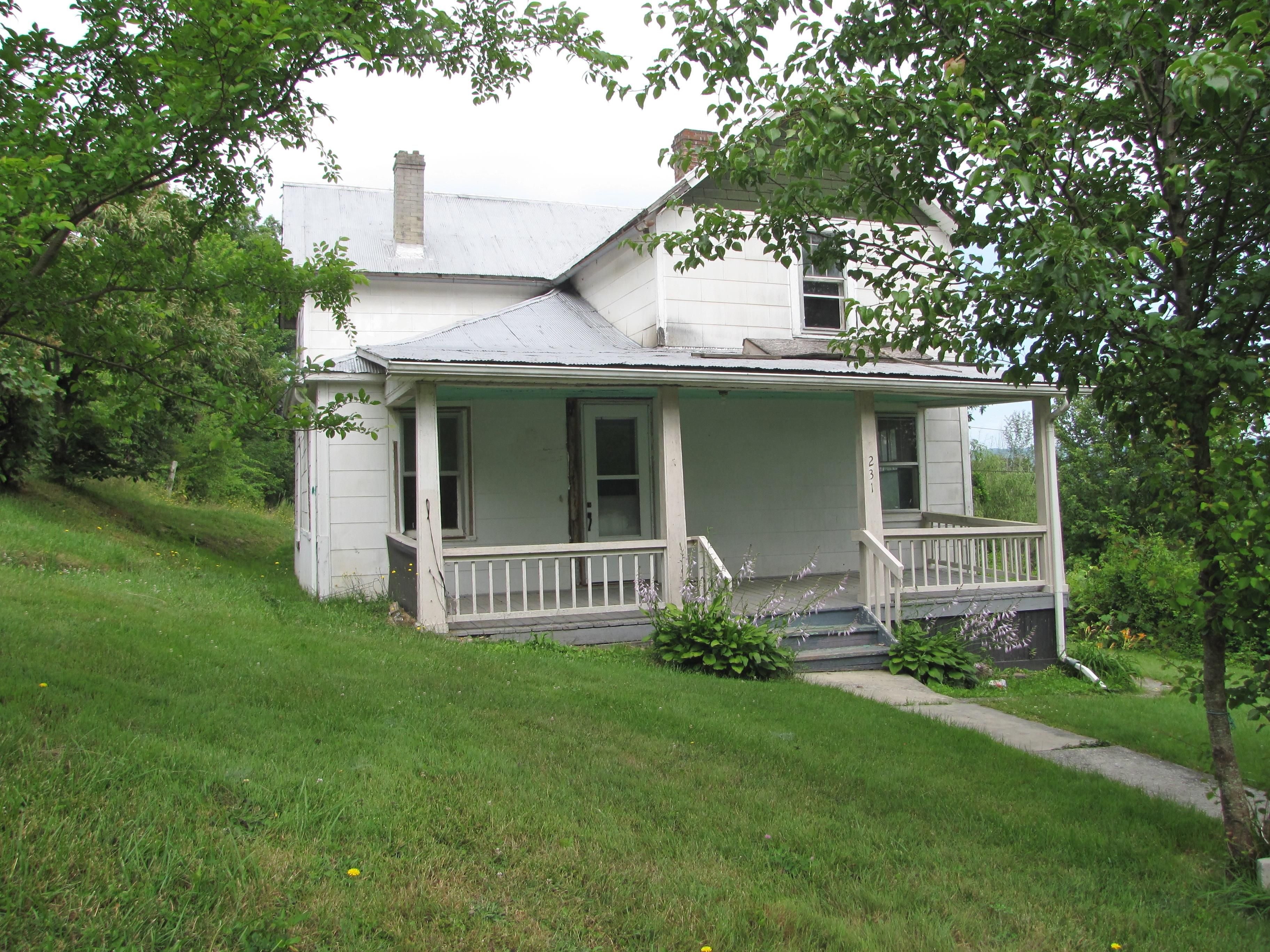 Max Meadows, Wythe County, VA Farms and Ranches, House for sale