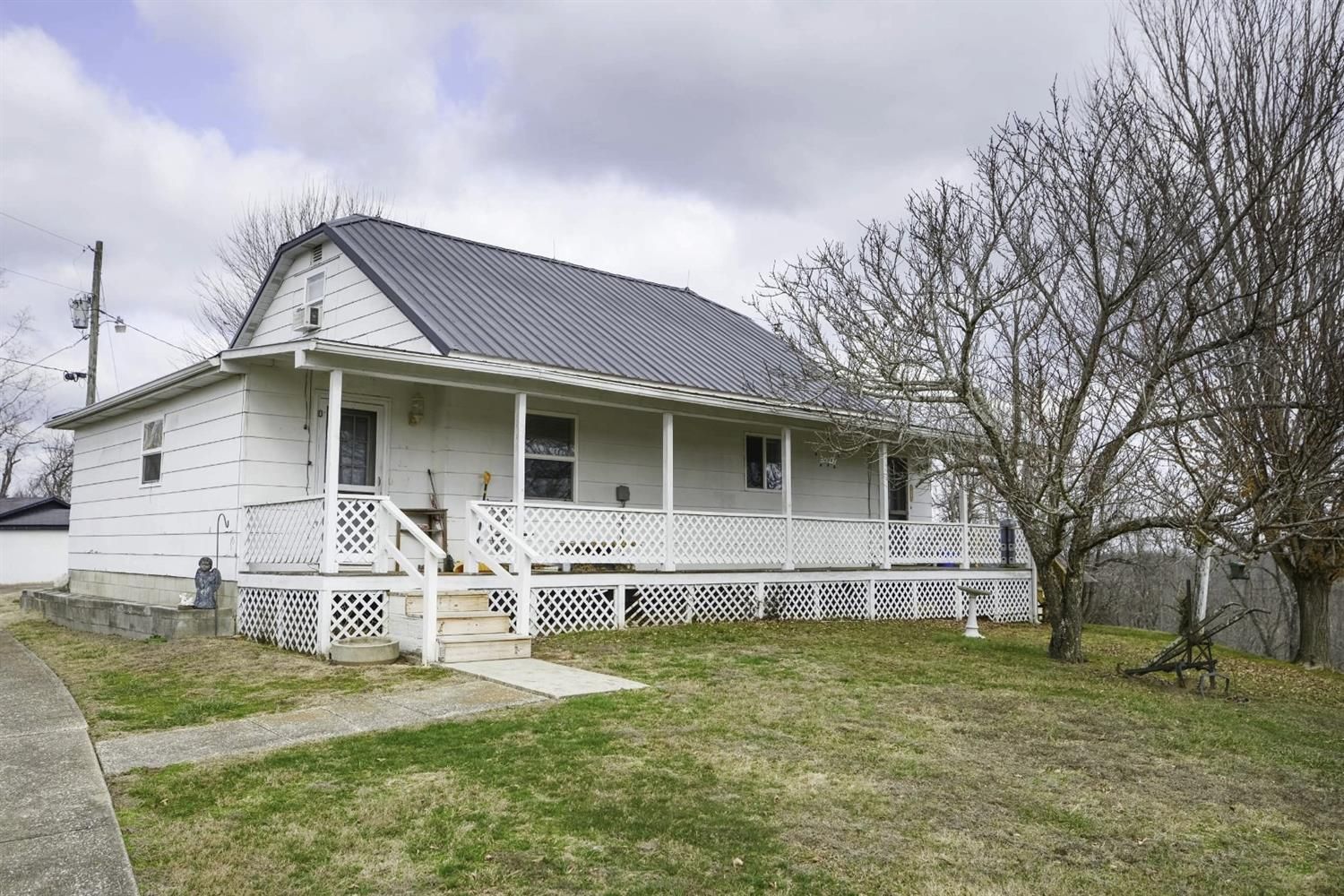 Sandy Hook, Elliott County, KY House for sale Property ID 27446531