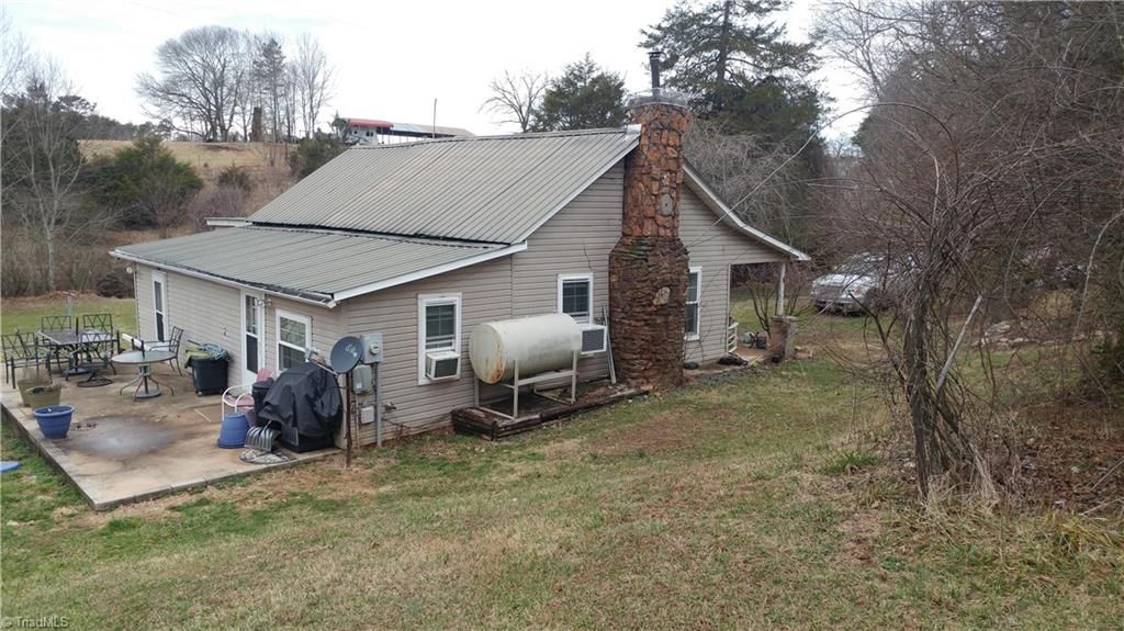 Roaring River, Wilkes County, NC House for sale Property ID 330598812