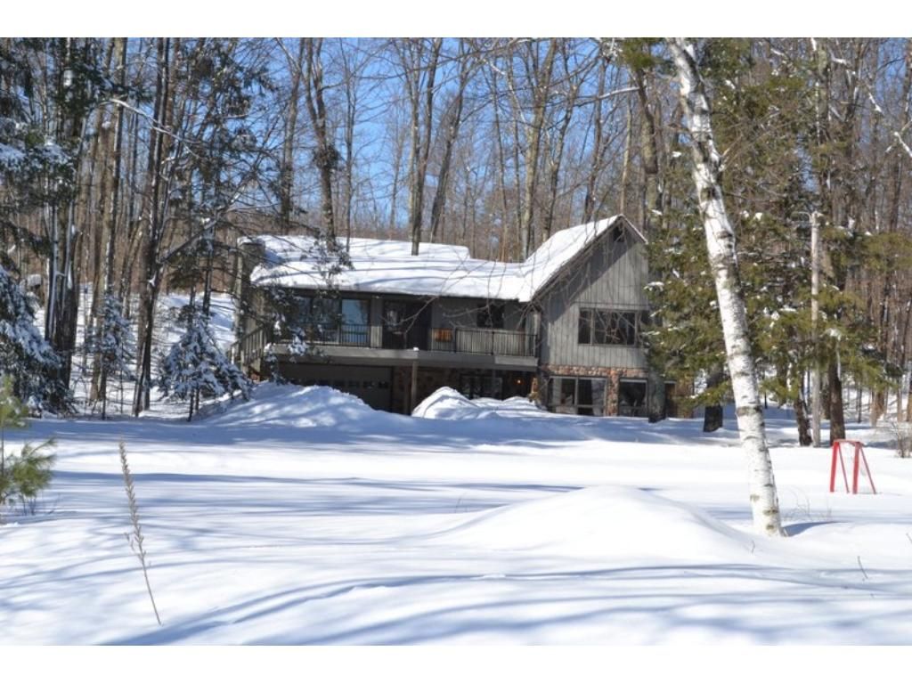 Hayward, Sawyer County, WI Lakefront Property, Waterfront Property, House for sale Property ID