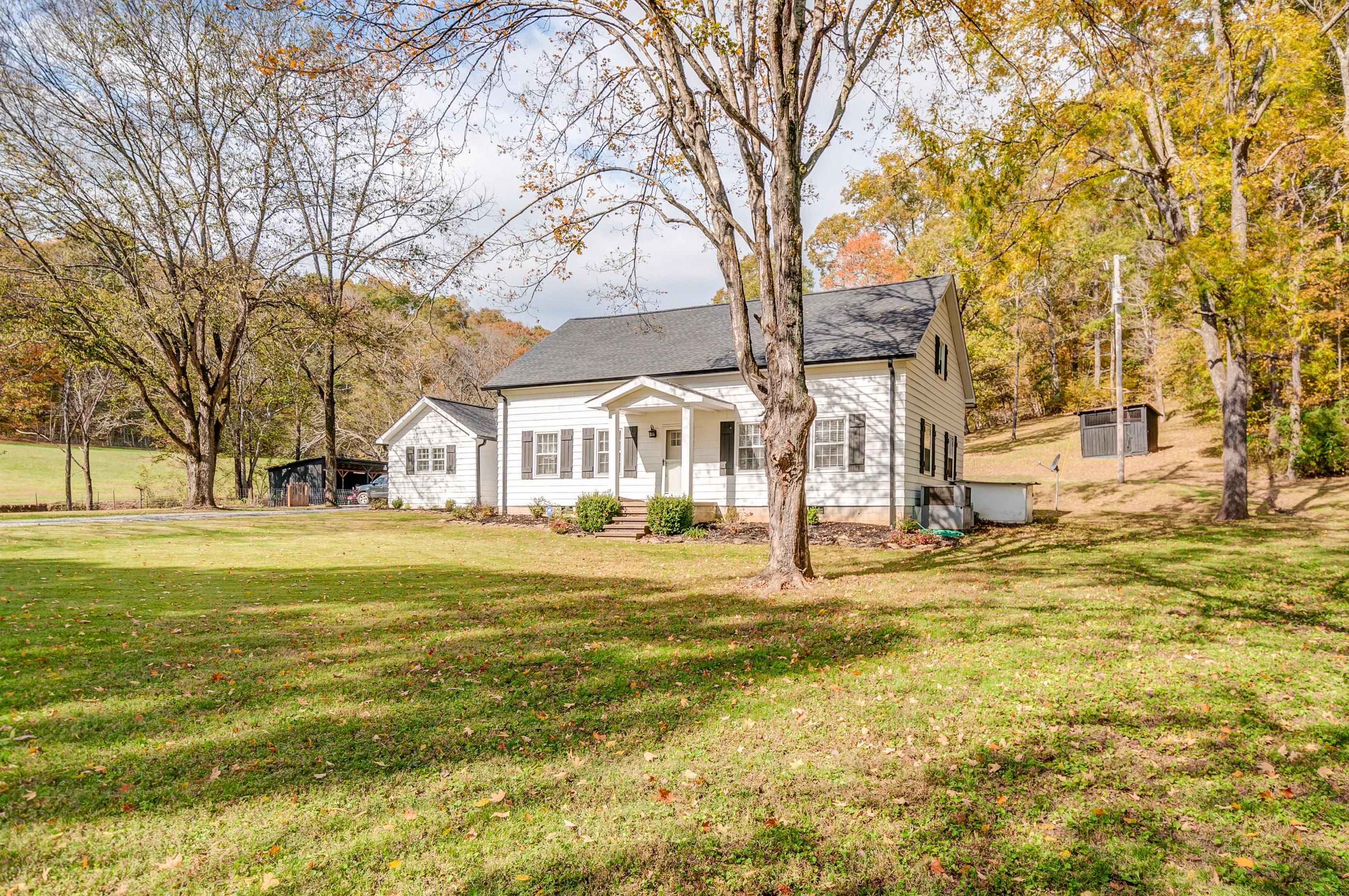Hampshire, Lewis County, TN Farms and Ranches, House for sale Property