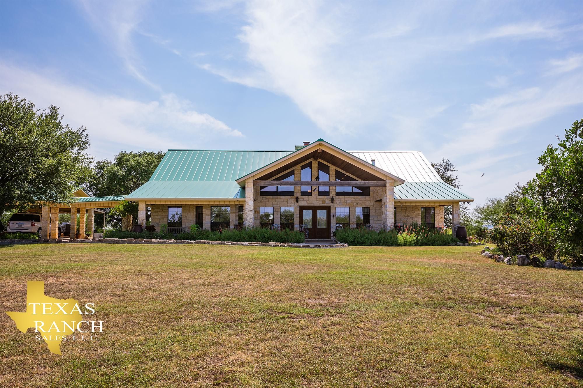 Uvalde, Uvalde County, TX Hunting Property, House for sale Property ID