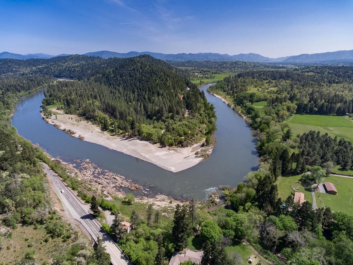 Grants Pass, Josephine County, OR Riverfront Property, Waterfront Property, House for sale