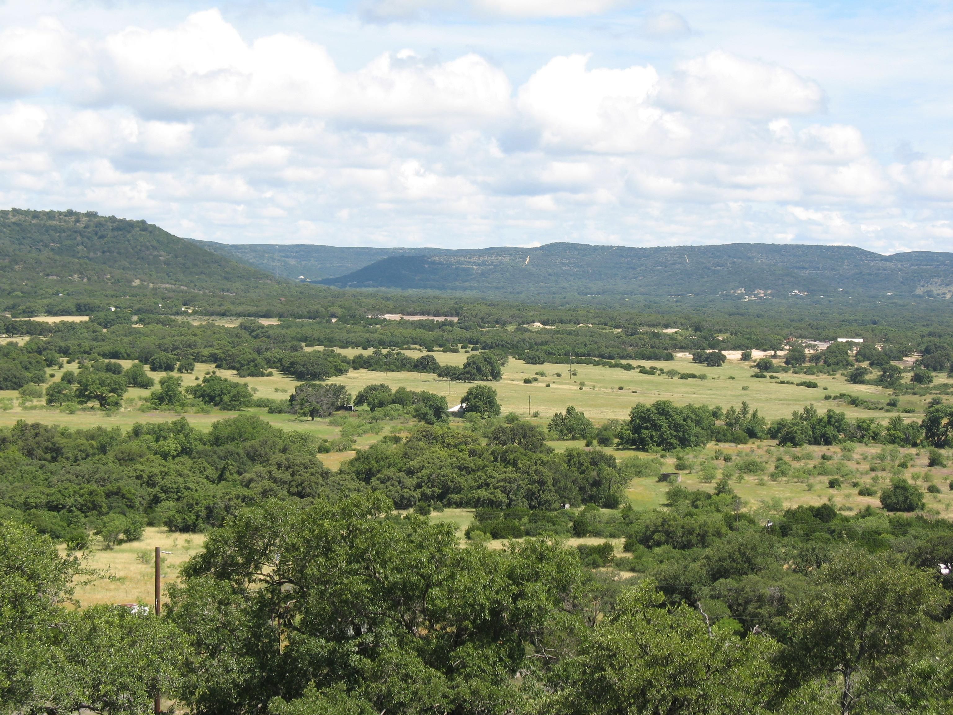 Leakey, Real County, TX Recreational Property, Hunting Property, House