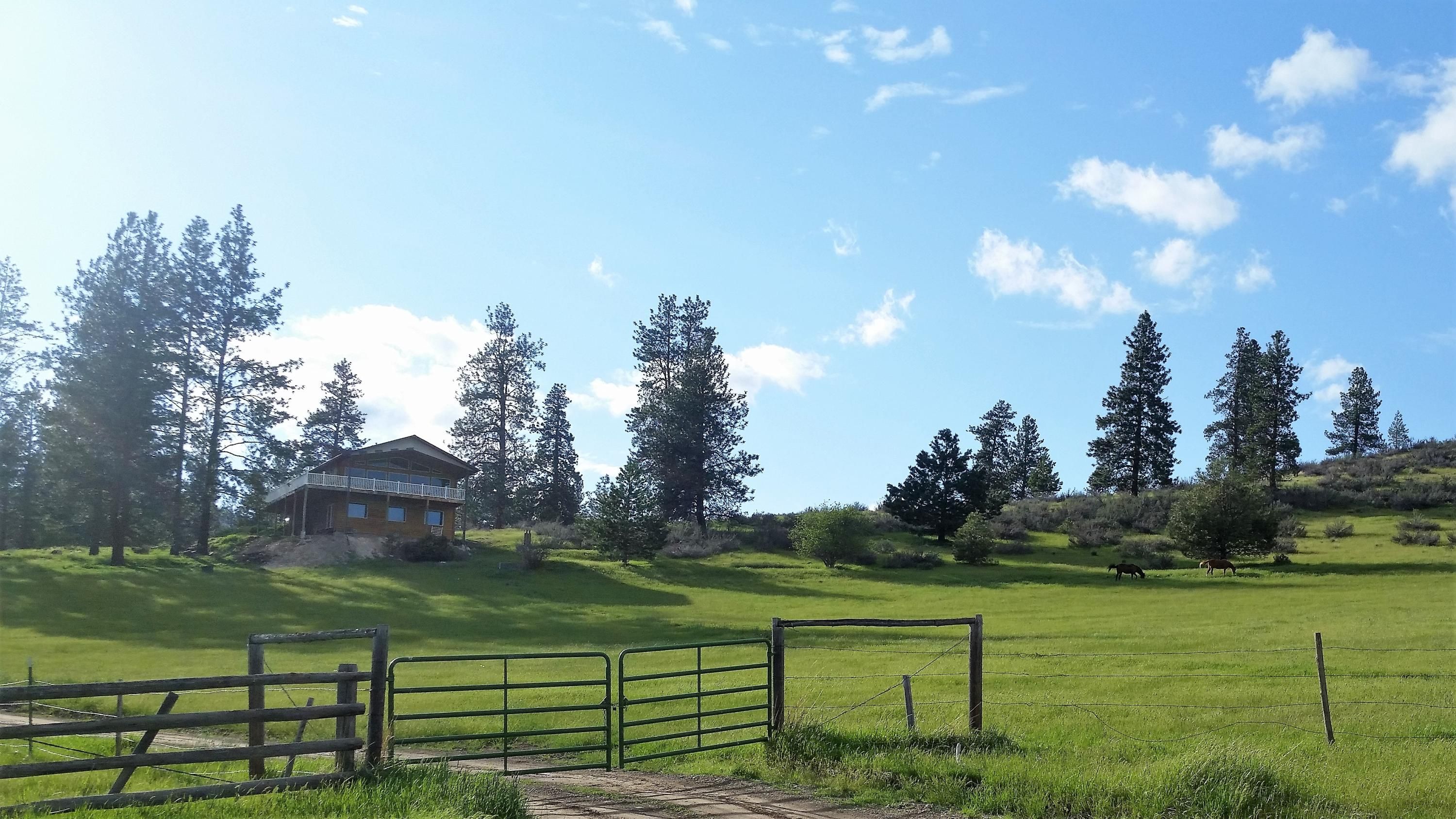 Hot Springs, Sanders County, MT House for sale Property ID 335610999