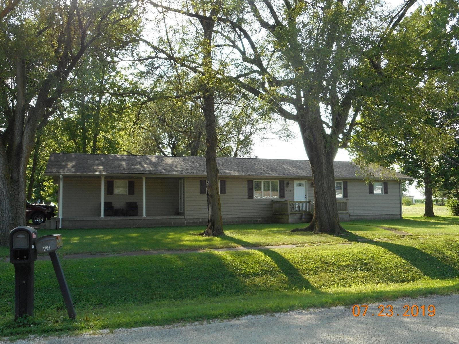 Witt, Montgomery County, IL House for sale Property ID 335733280