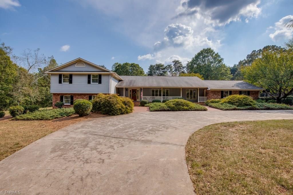 East Bend, Yadkin County, NC House for sale Property ID 336388931