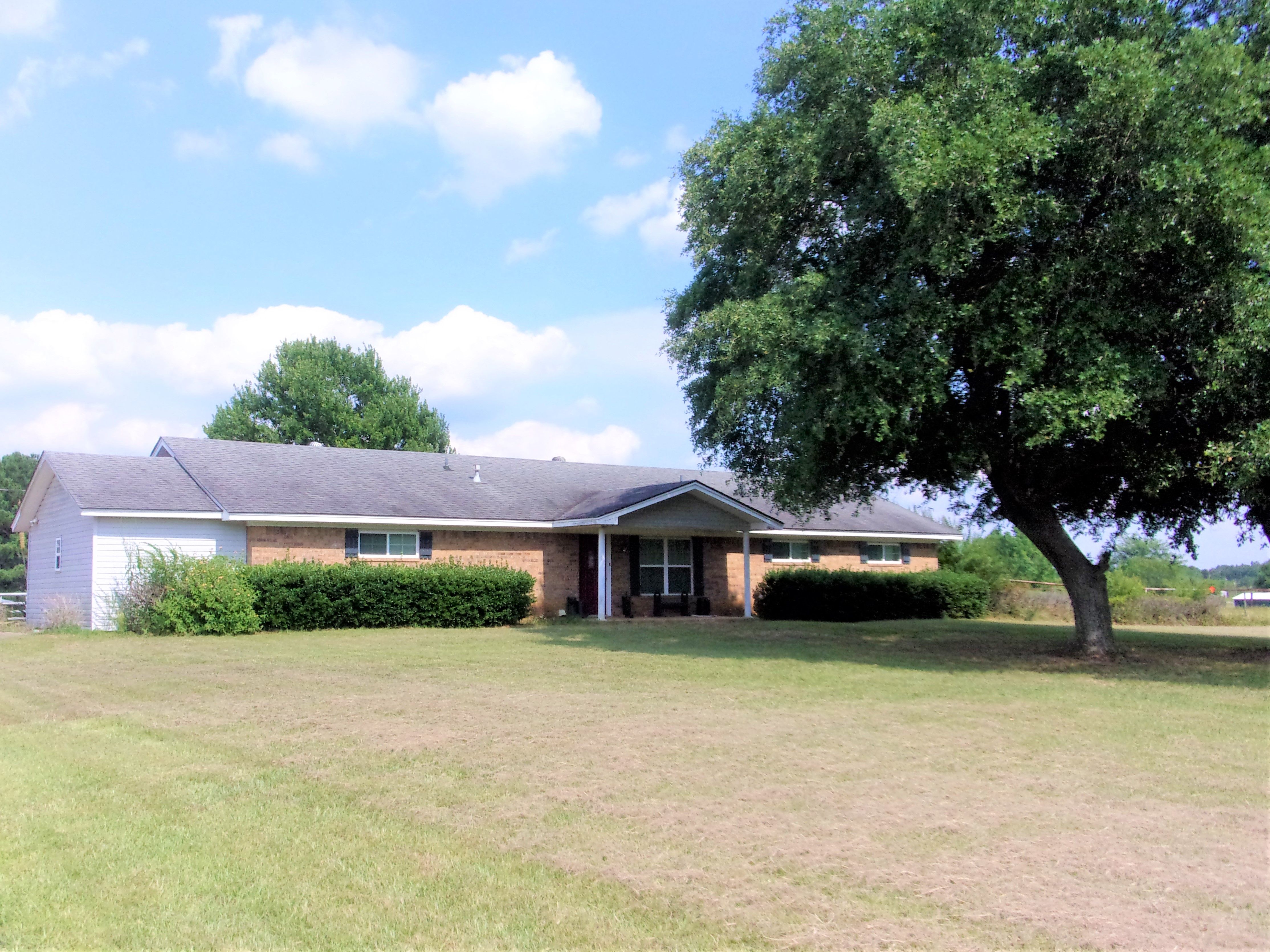 Henderson, Rusk County, TX House for sale Property ID 335321097