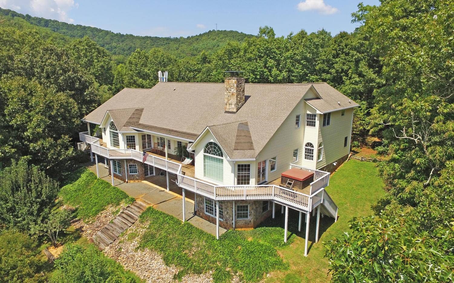 Brasstown, Clay County, NC House for sale Property ID 335217369