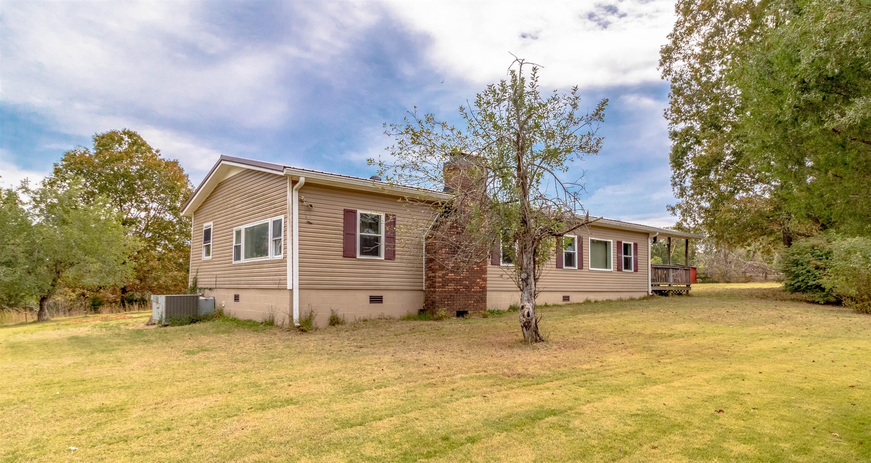 Indian Mound, Stewart County, TN House for sale Property ID 336469279