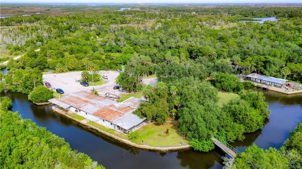 Crystal River, Citrus County, FL Commercial Property, Lakefront