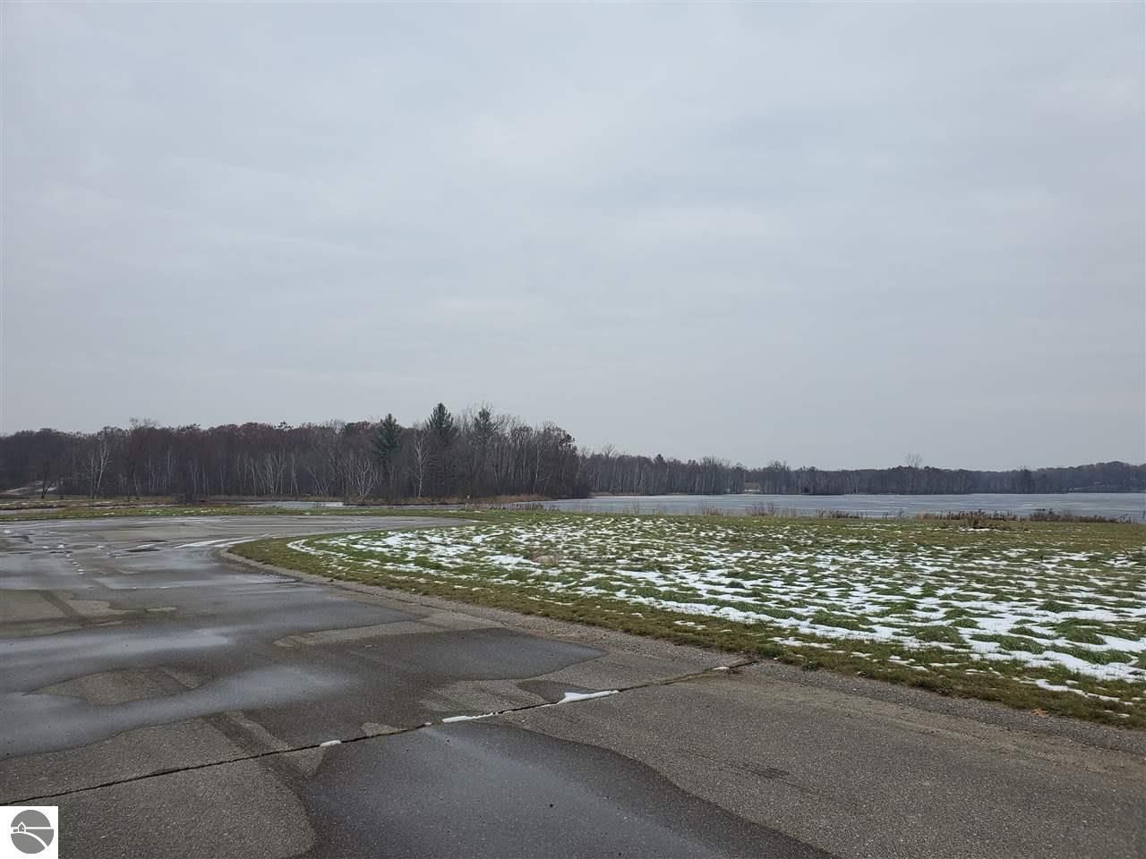 Lake Isabella, Isabella County, MI Undeveloped Land, Lakefront Property