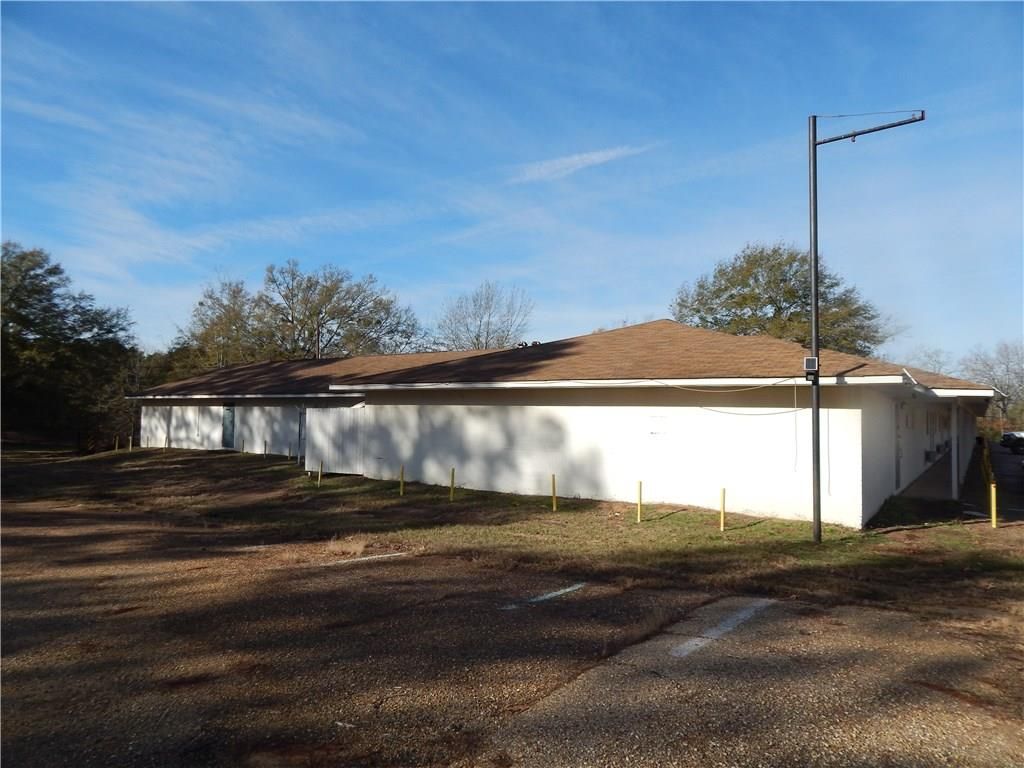 Zwolle, Sabine Parish, LA Commercial Property, Lakefront Property