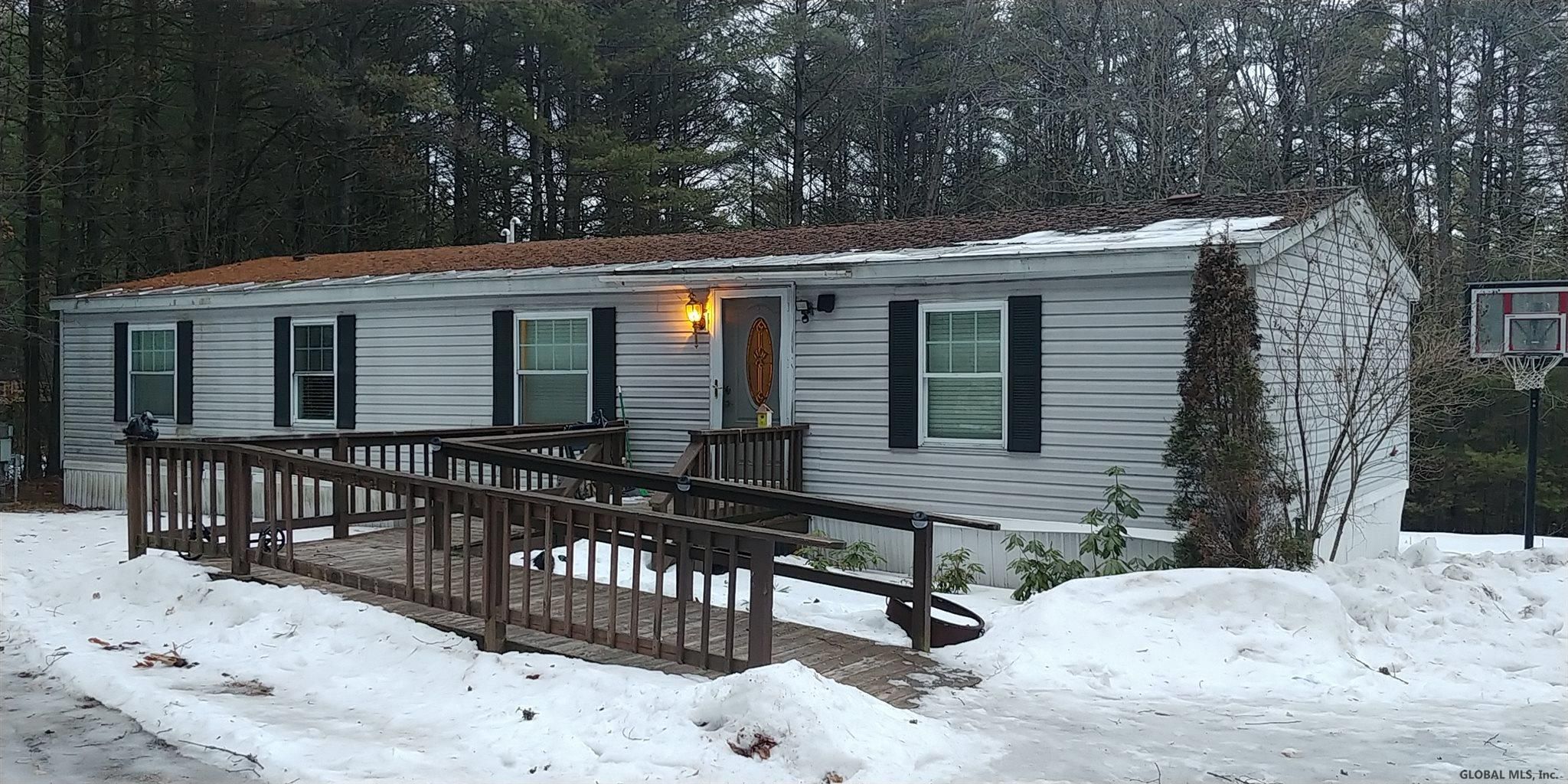 Chester, Warren County, NY House for sale Property ID 337098051