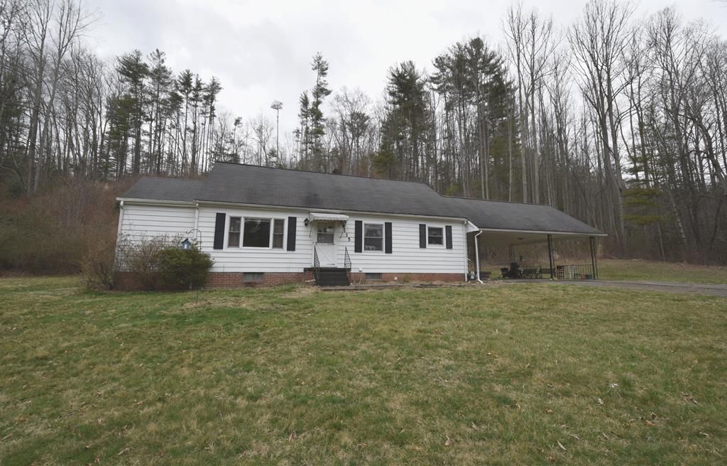 Spruce Pine, Mitchell County, NC House for sale Property ID 337573666