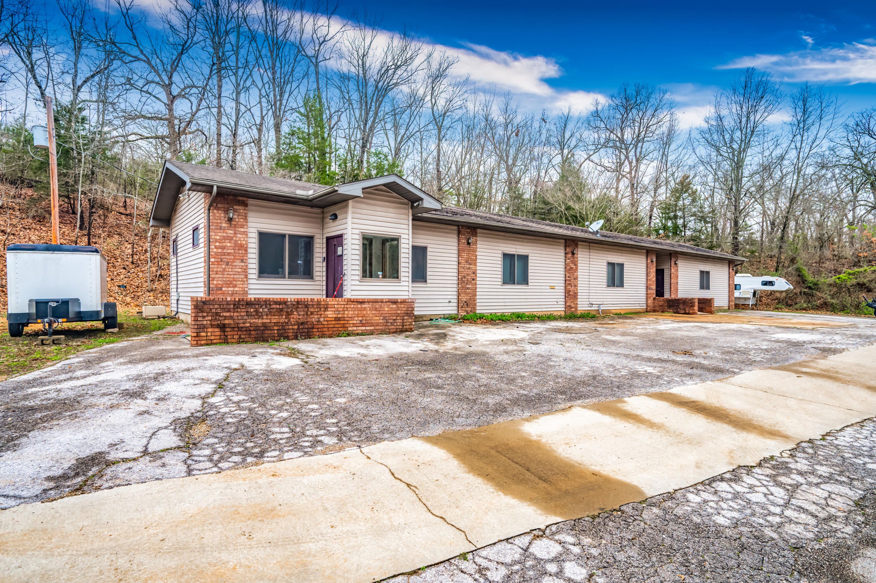 Reeds Spring, Stone County, MO Commercial Property, House for sale