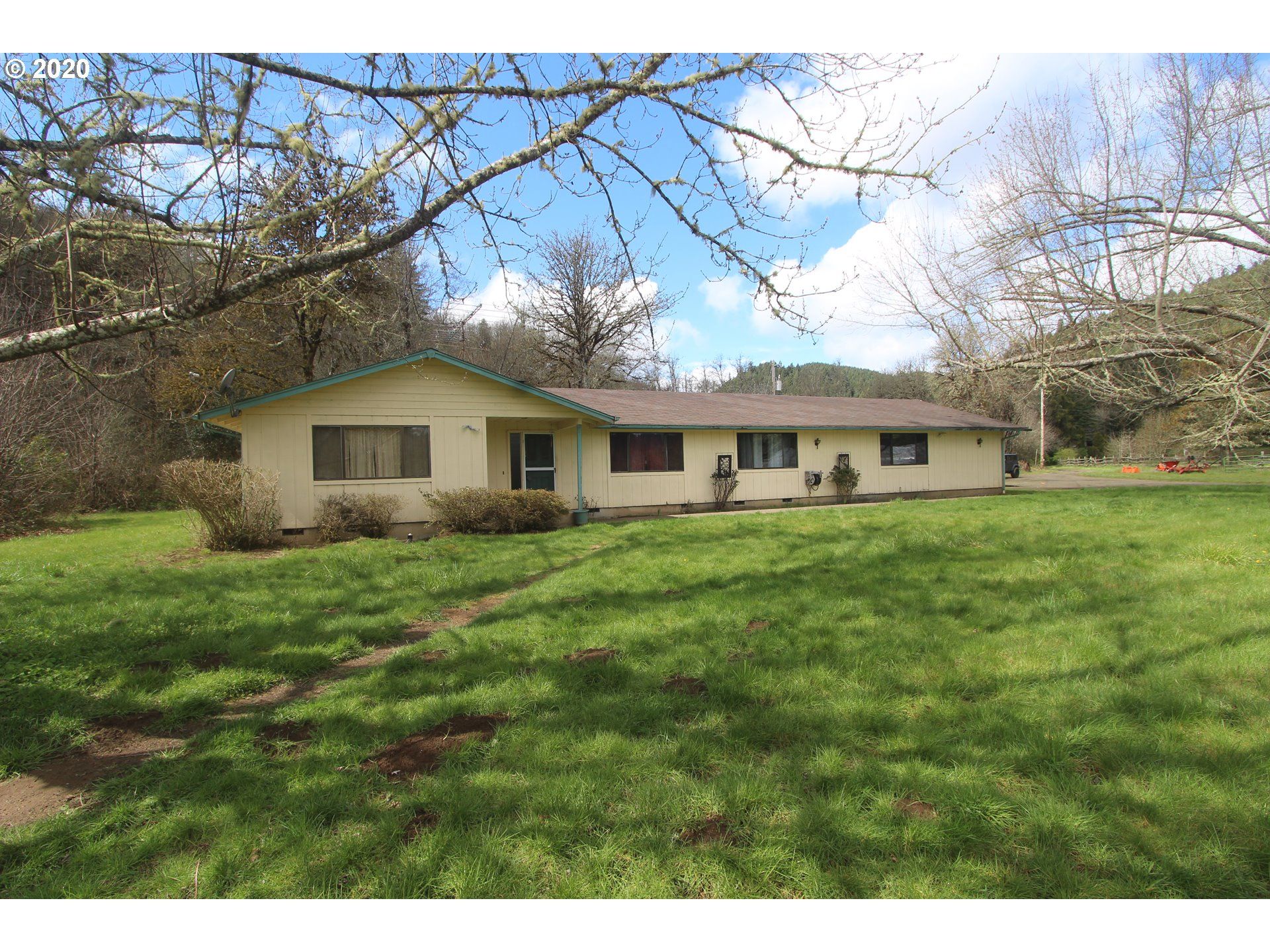 Noti, Lane County, OR Commercial Property, Lakefront Property