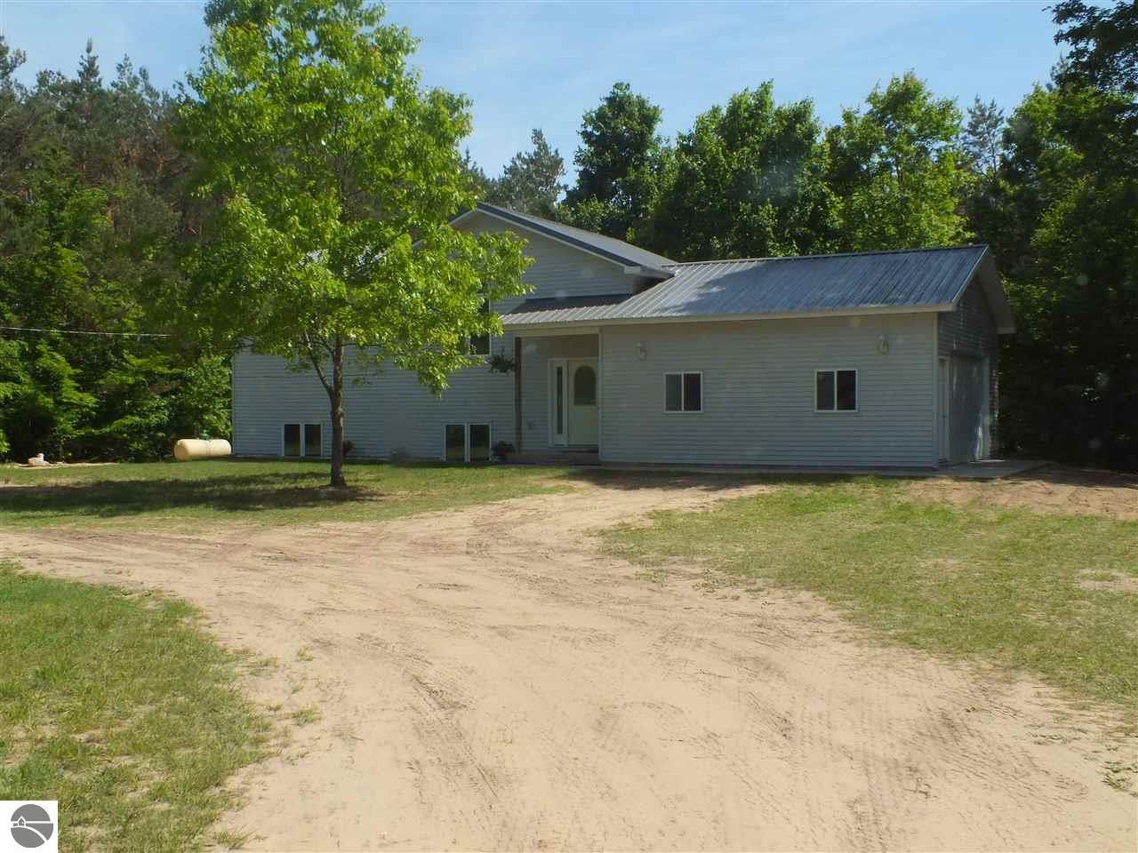 Fife Lake, Kalkaska County, MI House for sale Property ID 337910604