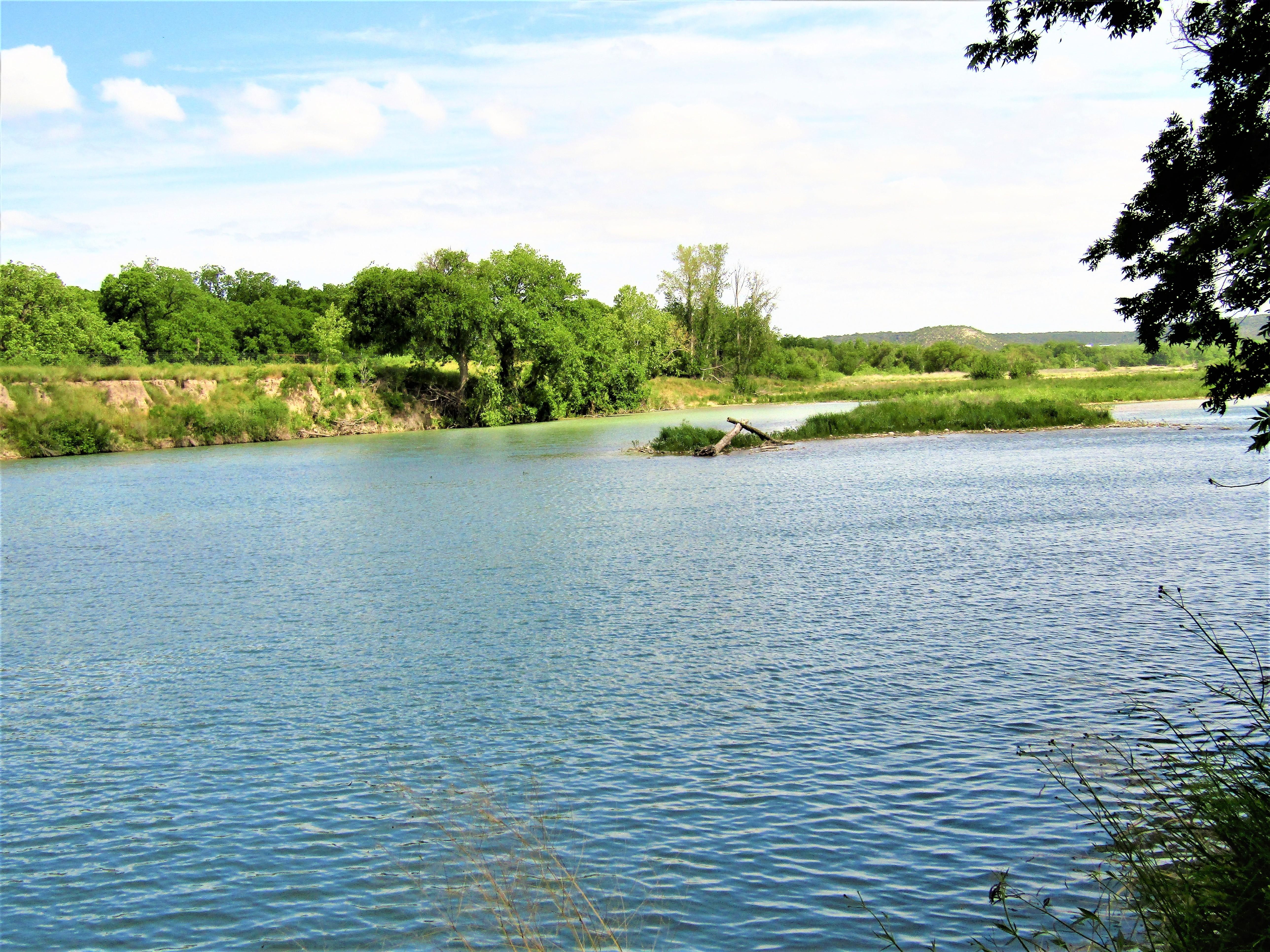 Junction, Kimble County, TX Recreational Property, Riverfront Property