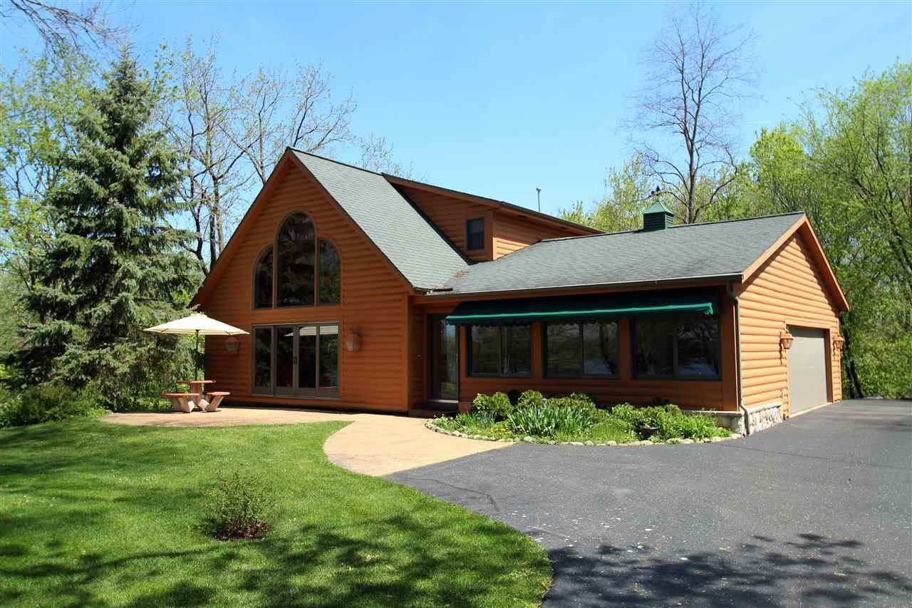 Lake Mills, Jefferson County, WI House for sale Property ID 338131233