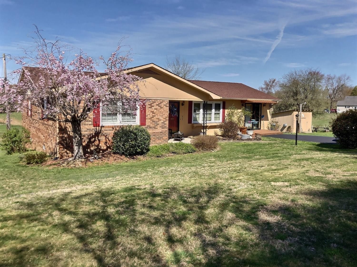 East Bernstadt, Laurel County, KY House for sale Property ID 338203852