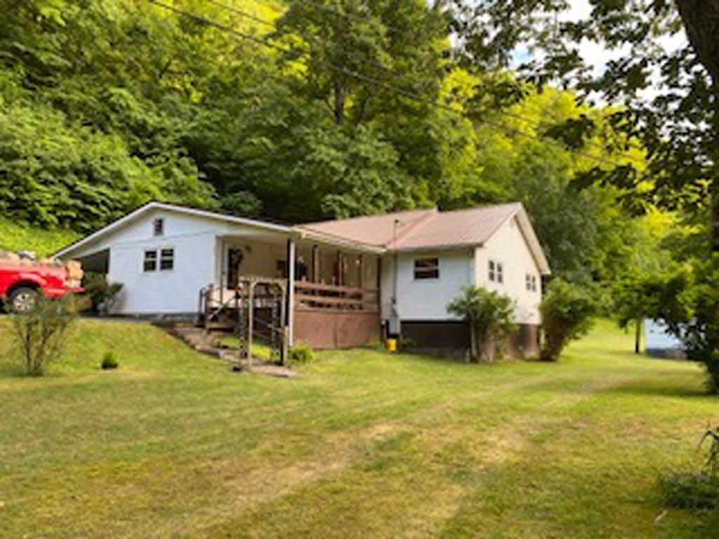 Elkhorn City, Pike County, KY House for sale Property ID 338317884