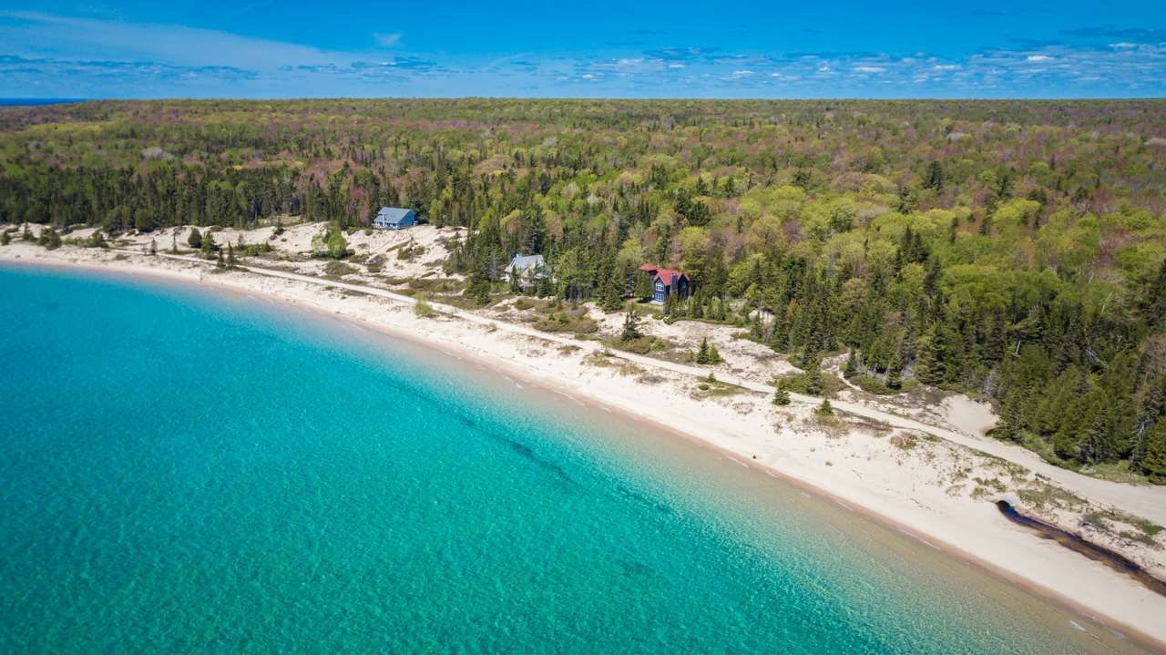Beaver Island, Charlevoix County, MI House for sale Property ID