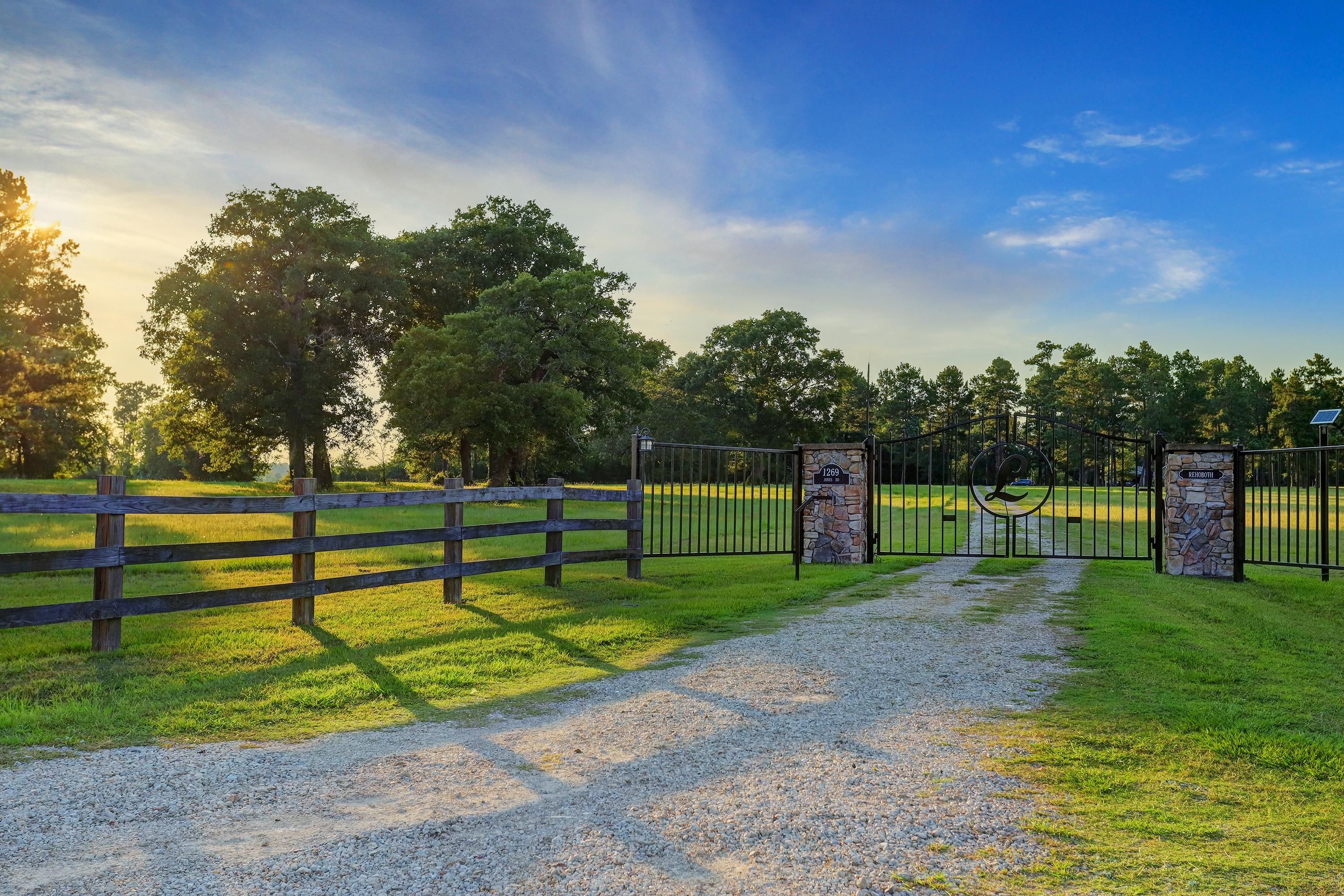 New Waverly, Walker County, TX Farms and Ranches, Horse Property, House