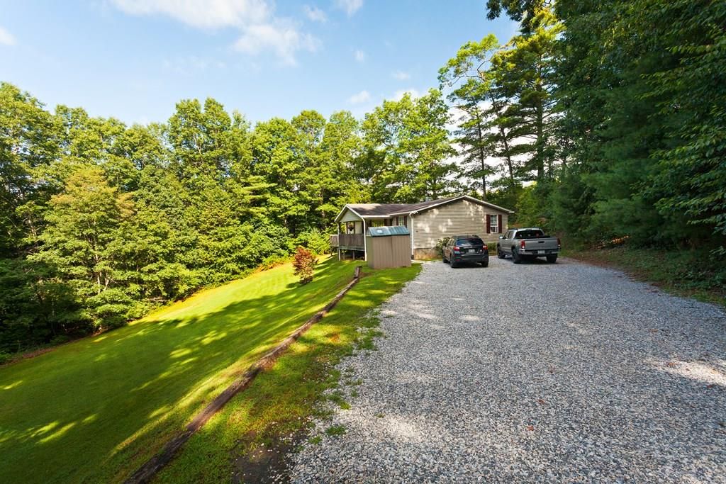 Spruce Pine, Mitchell County, NC House for sale Property ID 338764340