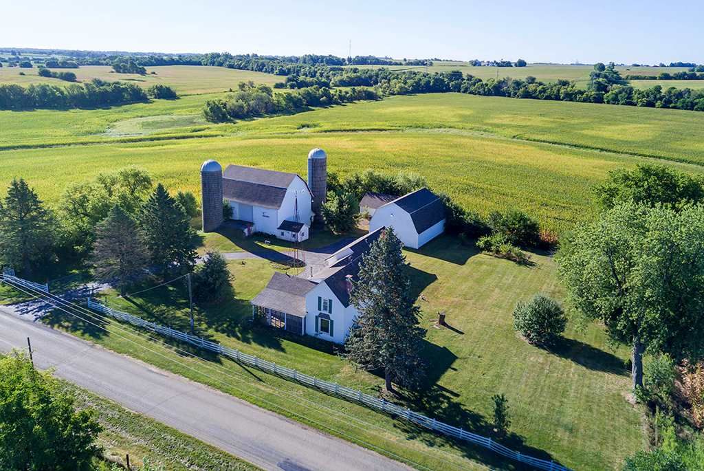 Pecatonica, Winnebago County, IL Farms and Ranches, House for sale