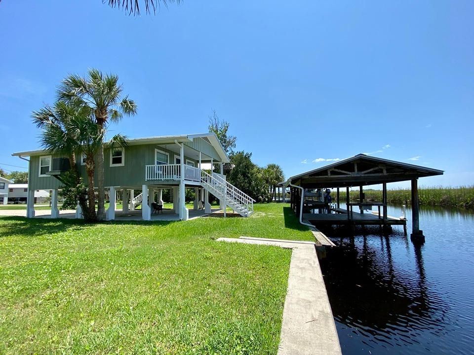 Suwannee, Dixie County, FL Lakefront Property, Waterfront Property, House for sale Property ID