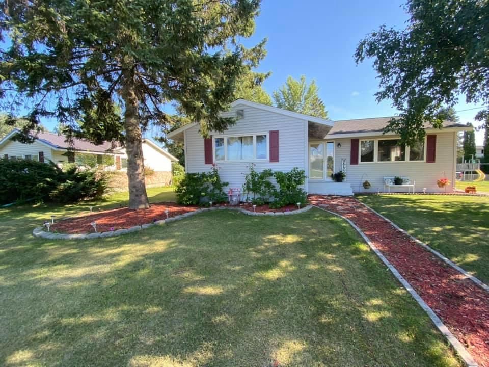 Menominee, Menominee County, MI House for sale Property ID 338813336