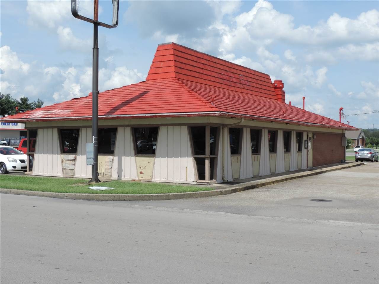 Russellville, Logan County, KY Commercial Property, House for sale