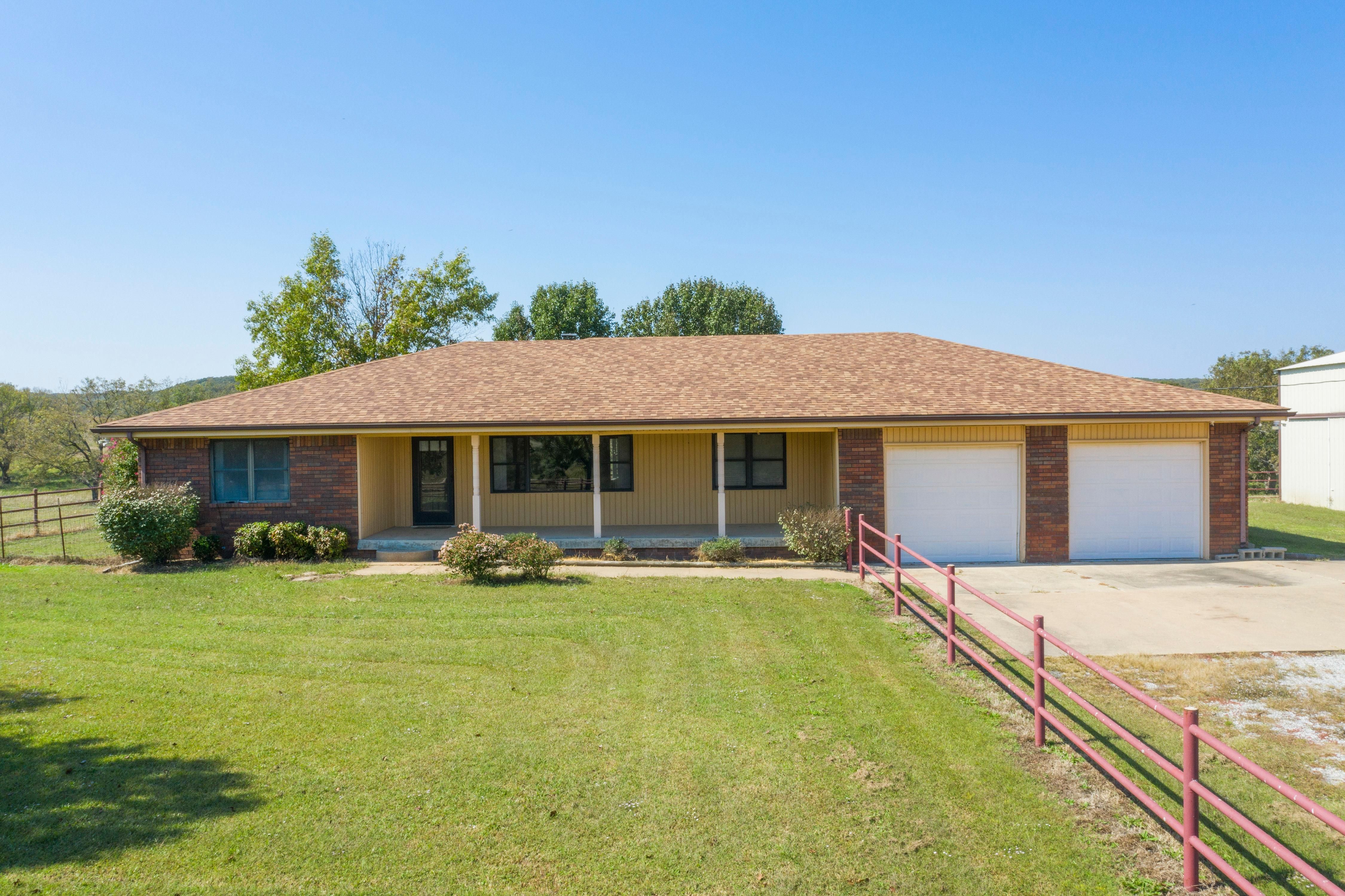 Okmulgee, Okmulgee County, OK Farms and Ranches, Horse Property, House