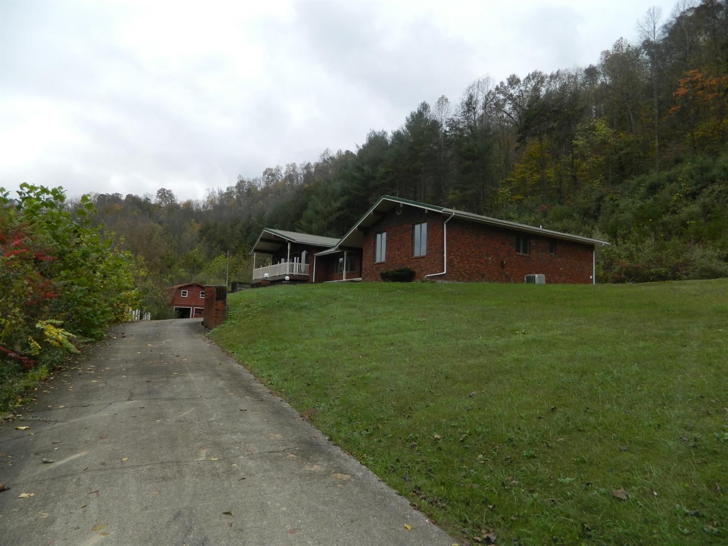 Lost Creek, Breathitt County, KY Farms and Ranches, Lakefront Property