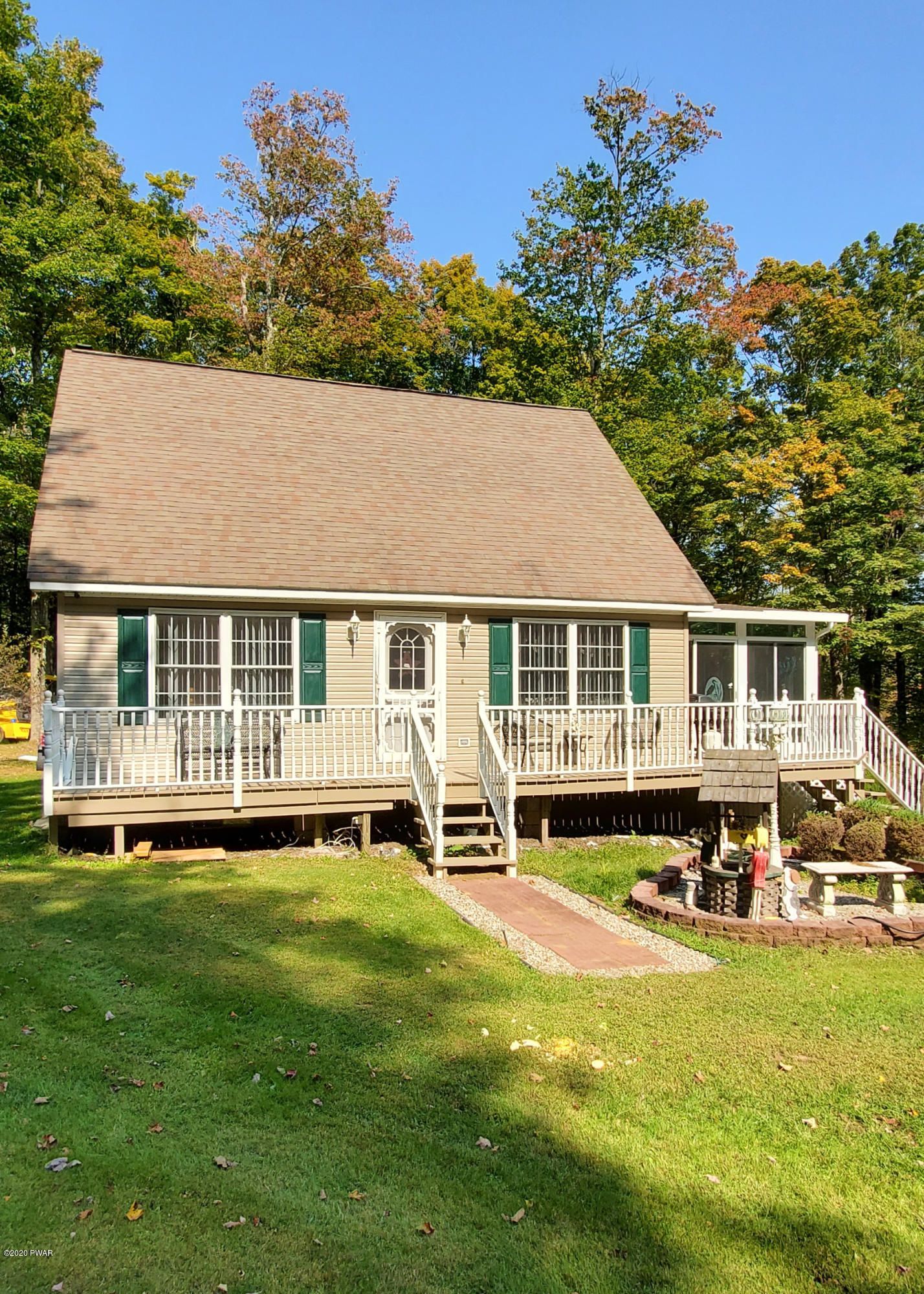 Equinunk, Wayne County, PA Lakefront Property, Waterfront Property