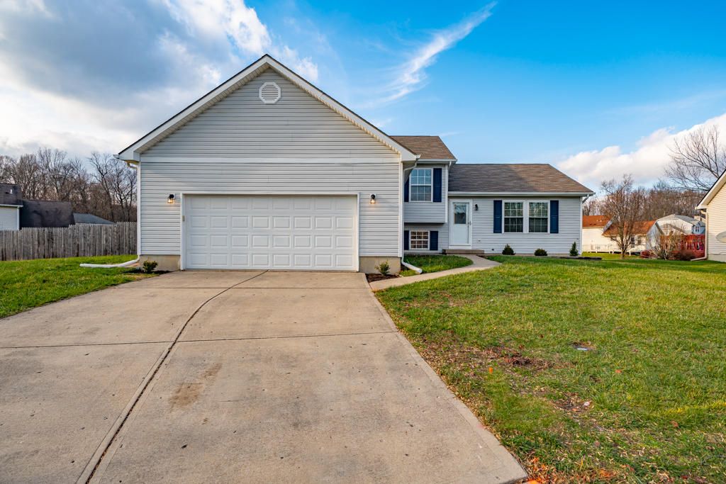 Clayton, Montgomery County, OH House for sale Property ID 408855908