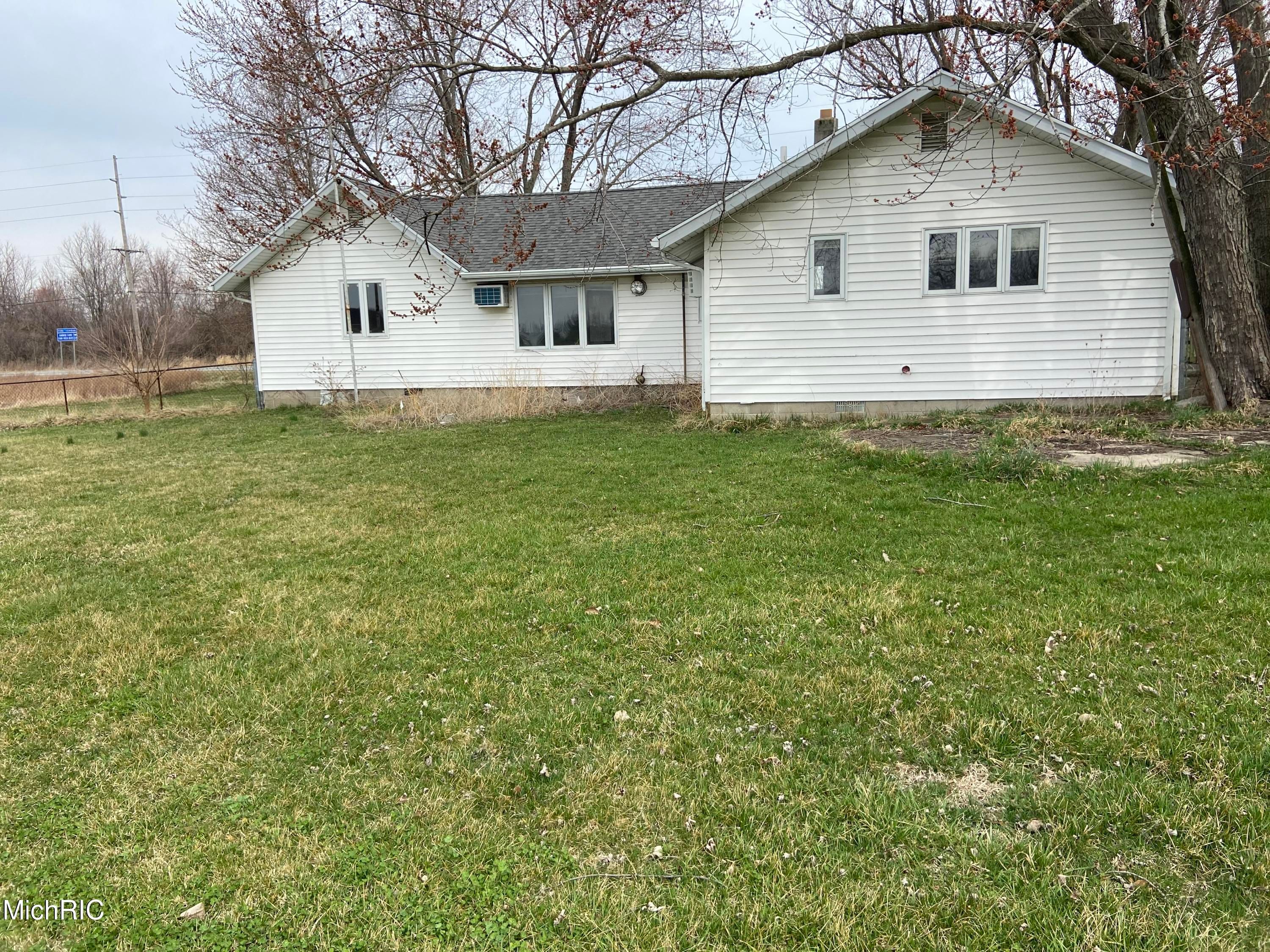 Three Oaks, Berrien County, MI House for sale Property ID 409778659