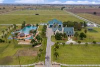 House in Wharton County, Texas