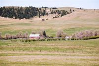 Farm and Ranch in Carter County, Montana
