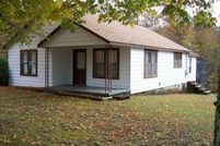 Farm and Ranch in Benton County, Tennessee