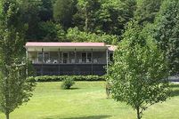 Farm and Ranch in Clay County, Tennessee