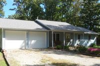 Farm and Ranch in Howell County, Missouri