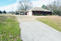 Farm and Ranch in Henderson County, Texas
